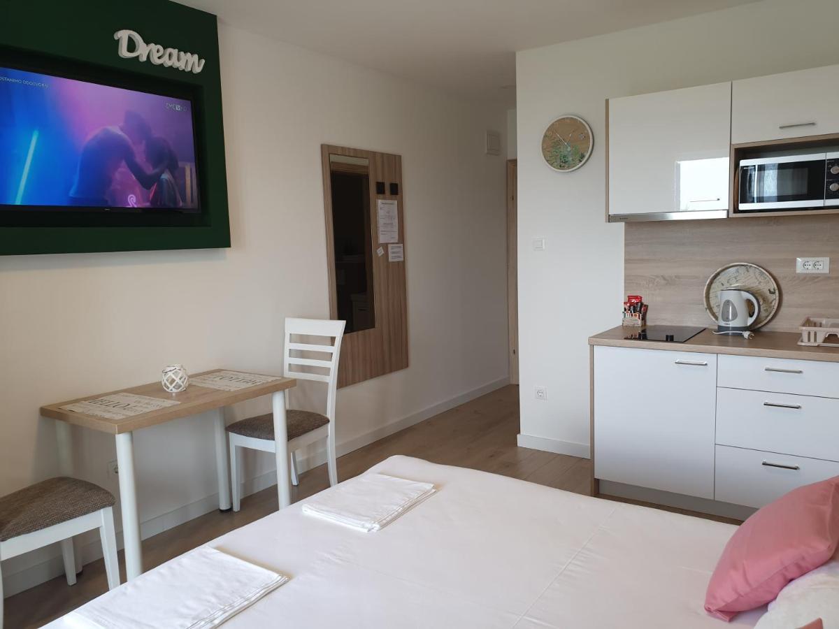 Guesthouse Dominovic Brela Exteriér fotografie