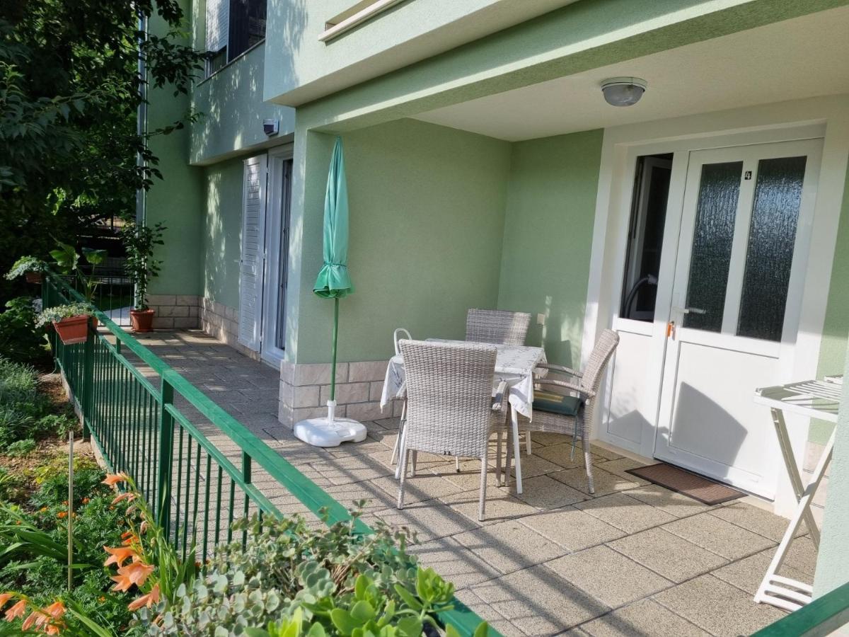 Guesthouse Dominovic Brela Exteriér fotografie