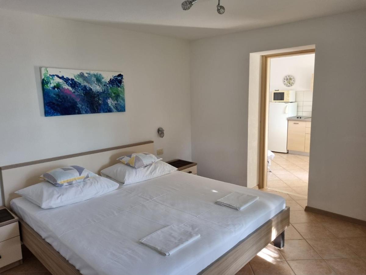 Guesthouse Dominovic Brela Exteriér fotografie