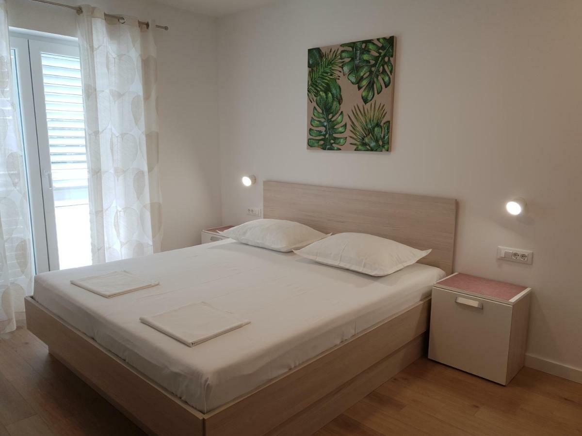 Guesthouse Dominovic Brela Exteriér fotografie