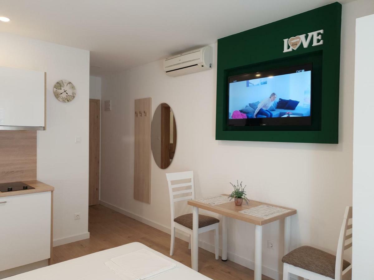 Guesthouse Dominovic Brela Exteriér fotografie