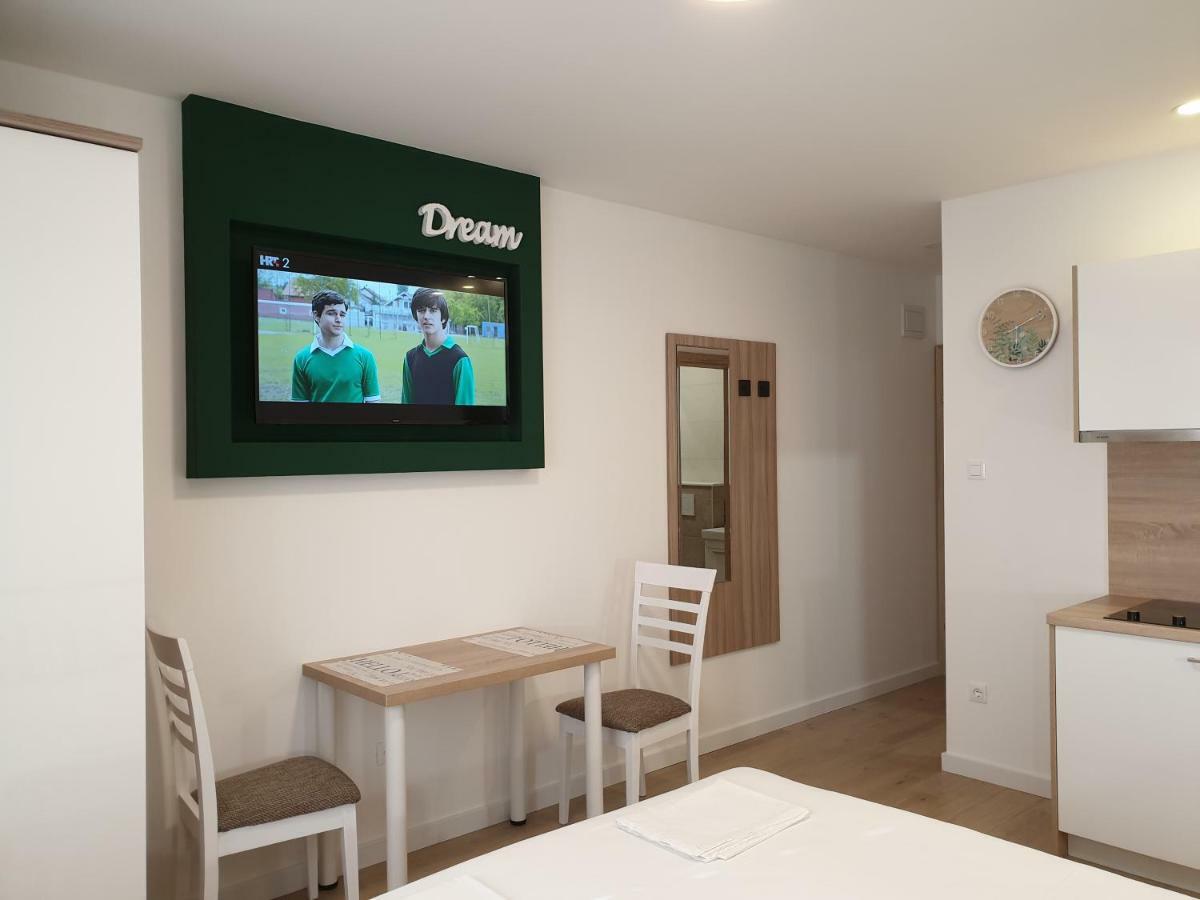 Guesthouse Dominovic Brela Exteriér fotografie